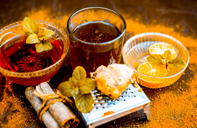 Ancient,Ayurveidc,Home,Remedy,For,Common,Cold:,Grated,Ginger,,Warm